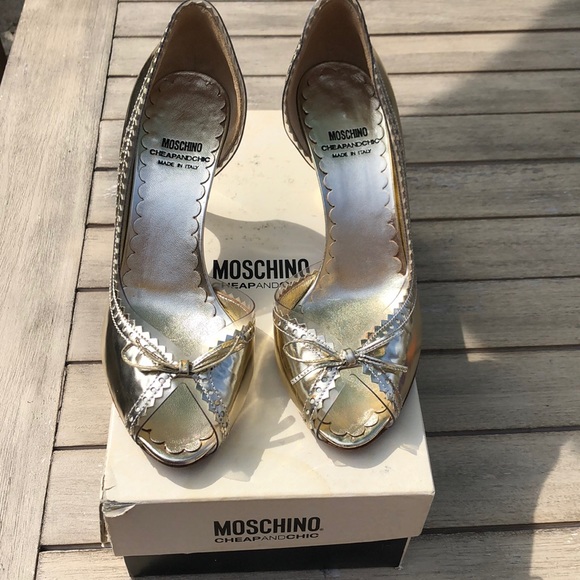 Sold in another platform. Moschino Cheap And Chic Open Toe - Picture 15 of 16